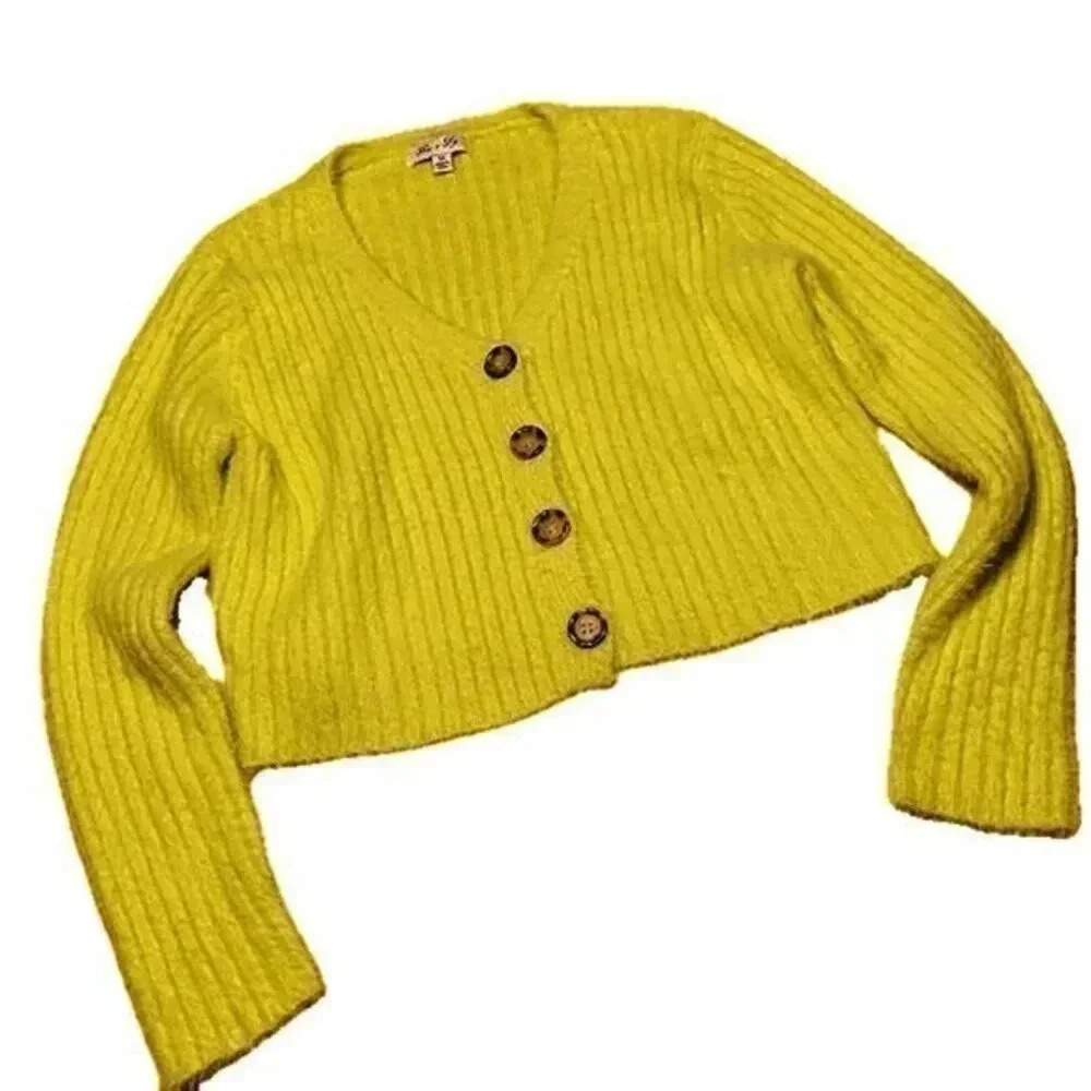 Womens Fuzzy V-neck Cardigan Sweater Size M